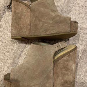 BCBG Brown/Grey Suede Thick Wedges